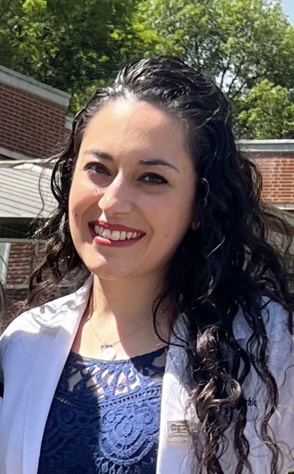 Dr. Paulina
