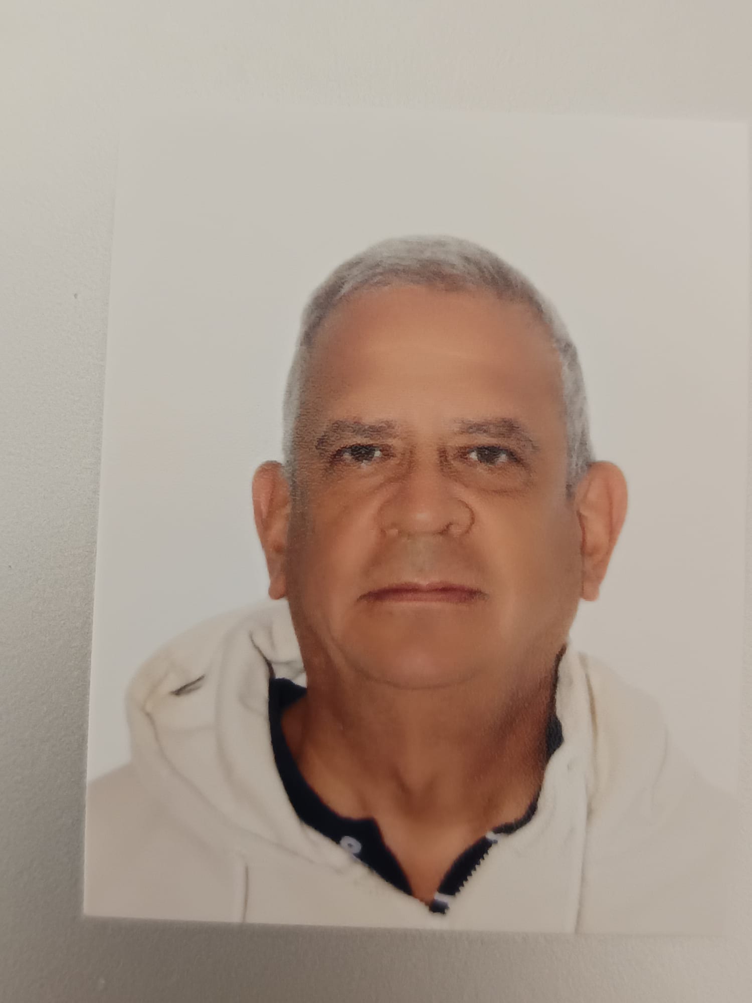 Dr. Alvaro Muñoz Cortés