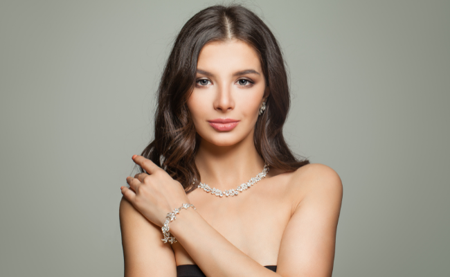 Jewelry Model Itch: Solutions Explored